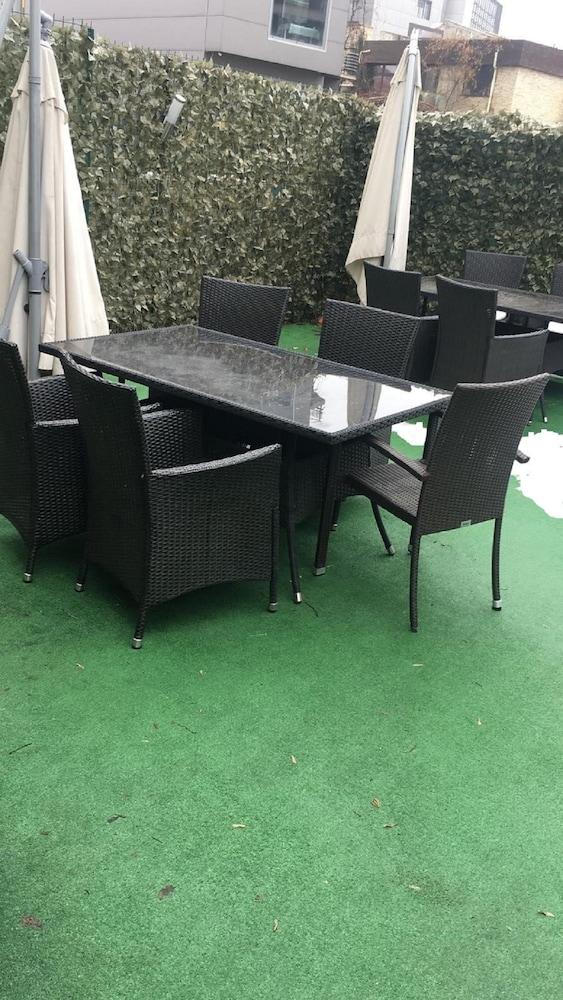 安比恩斯酒店 布加勒斯特 外观 照片